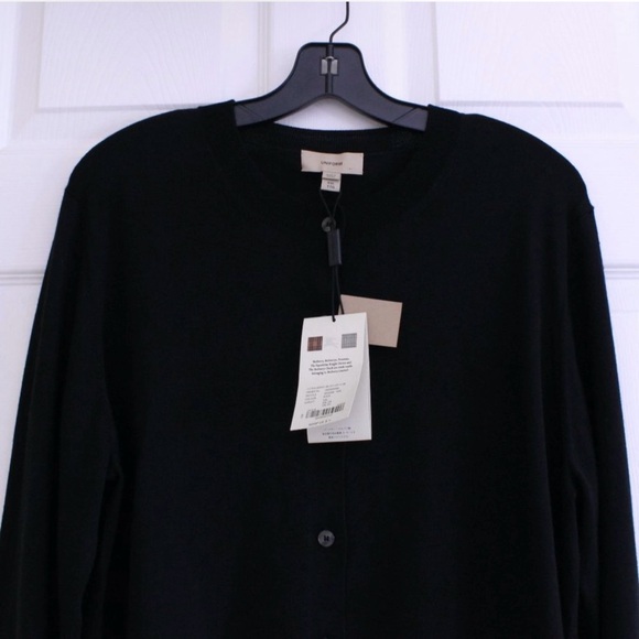 Burberry Uniform Button Front Black 100% Merino Wool Classic Cardigan - Picture 2 of 12
